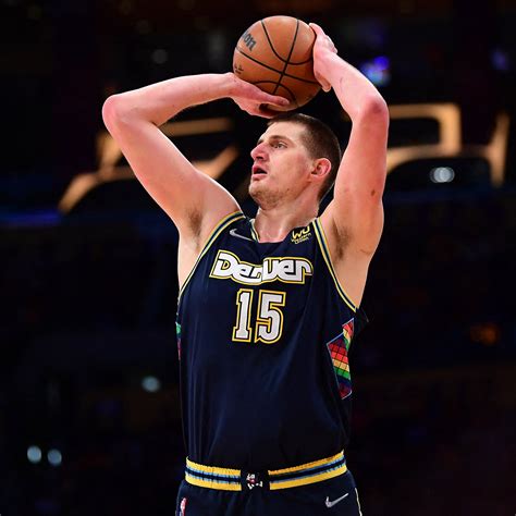 nikola jokic|nikola jokic stipendio.